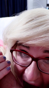 Blonde sissy will nur deinen schwanz in ihrem leben