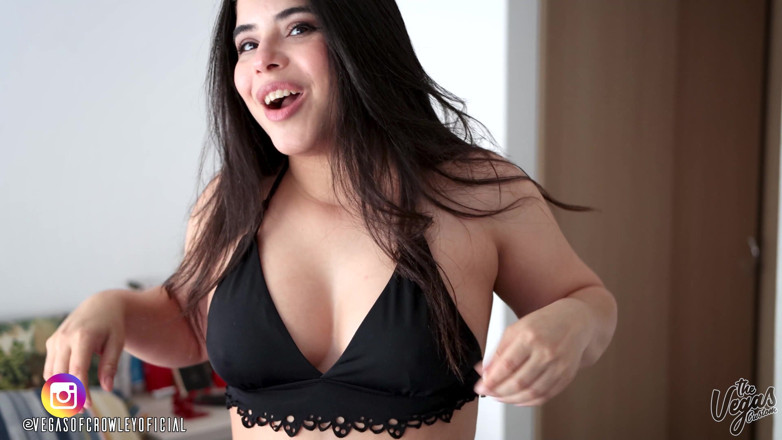 Selena Vega: Provo tutto il mio reggiseno per te