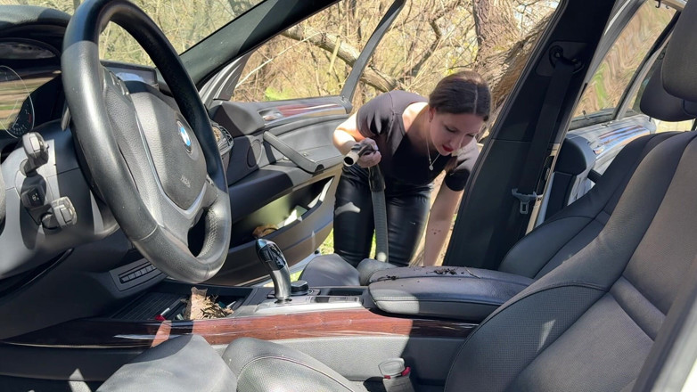 Hottie goddess: Outdoor Car Vacuum Leather Seats