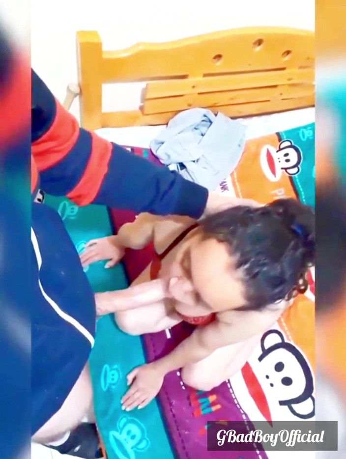 GBadBoyOfficial: 私の娼婦は私のチンポをしゃぶるところを見られたがる