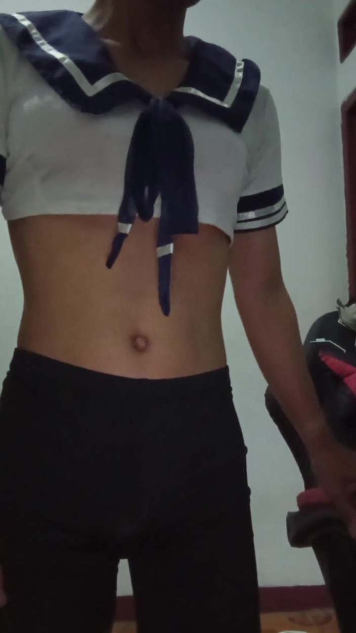 Aoifem: Femboy cosplay japonés