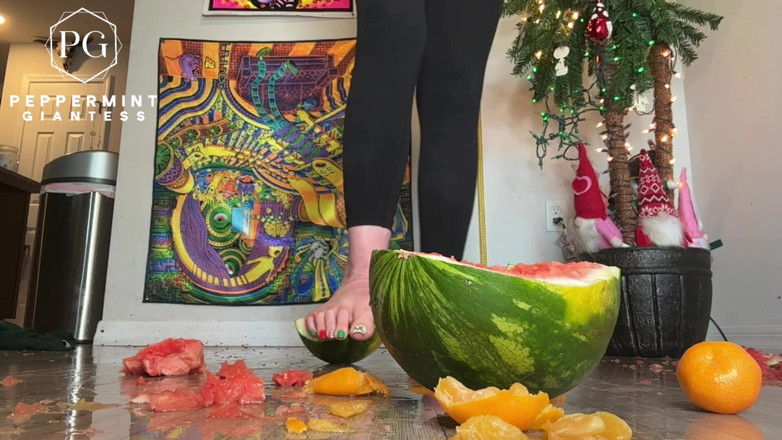 Peppermint Giantess: 67 Giantess Size 16 Slo-mo Feet Crush Slow Motion Oranges &amp; Watermelon...