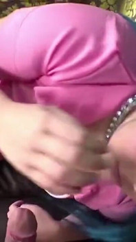 Karşı konulmaz kıvrımlı ve nadir bir özel karşılaşmada mükemmel cuddly vücutlu sansürsüz G Cup Law öğrenci kızı