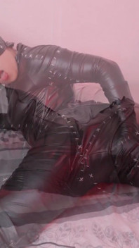 Cat Jennie: Unleashes Her Feline Instinct