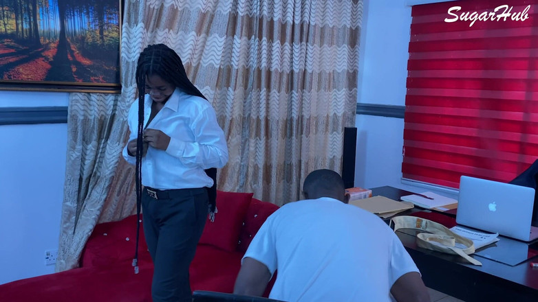 Sugarhug: 내 사무실에서 그녀의 뚝뚝 떨어지는 구멍을 따먹어