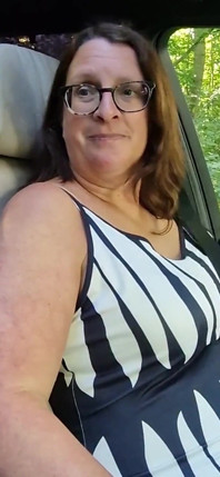 Sesso in macchina con una bellissima, sexy sconosciuta