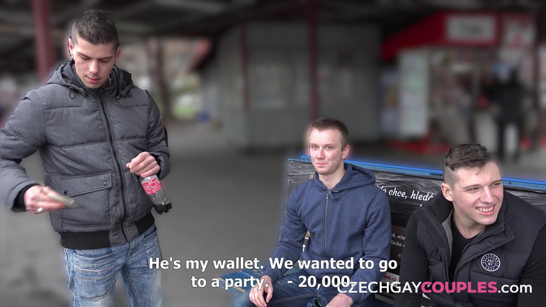 Czech Gay Couples: 捷克同性恋夫妇 3 个破碎的男孩被破坏 - 在布拉格的黑暗角落粗暴骑乘