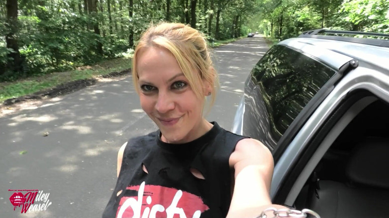 Miley Weasel: Hot Blonde Bitch Fucked Outdoors in a Car!!!