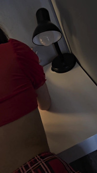 La sexy Nalgona se comporte mal, se fait fesser et humilier ! Puis remplie de sperme en pentra ! Très sexy (exclusif)