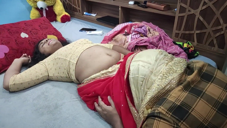 Vaigavarun45: Mallu girl quente vermelho metade saree romance e sexo com...