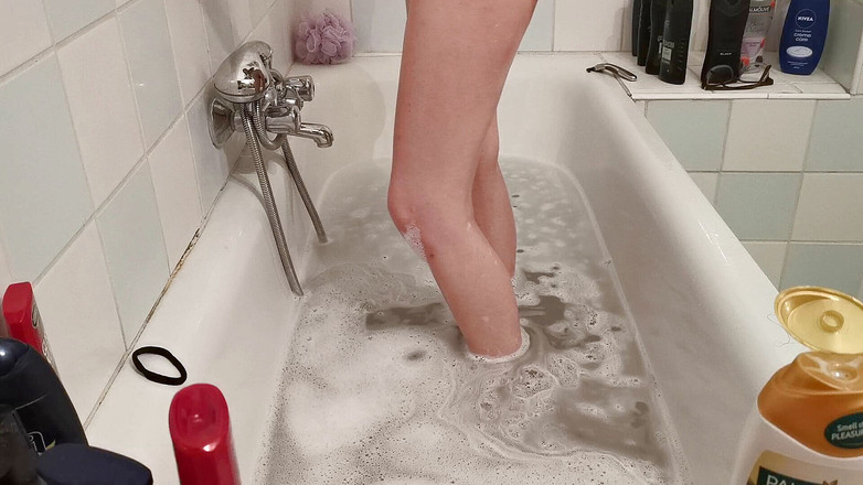 Beth Kinky: 洗澡和洗头发深夜