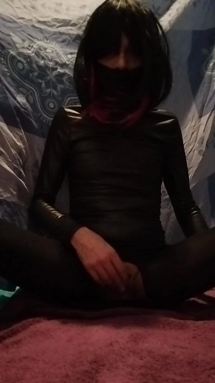 Lolomariaa1369: Latex Dress and Tights