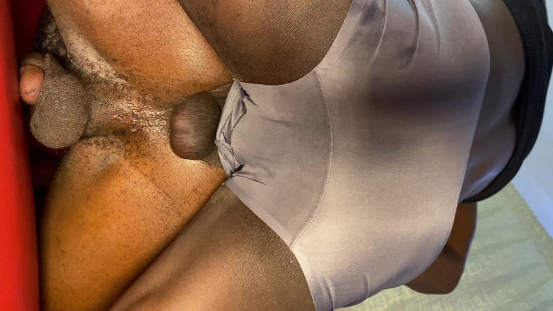 BlackDanie_production: Continue à toucher le cœur de mon papa à forte poitrine