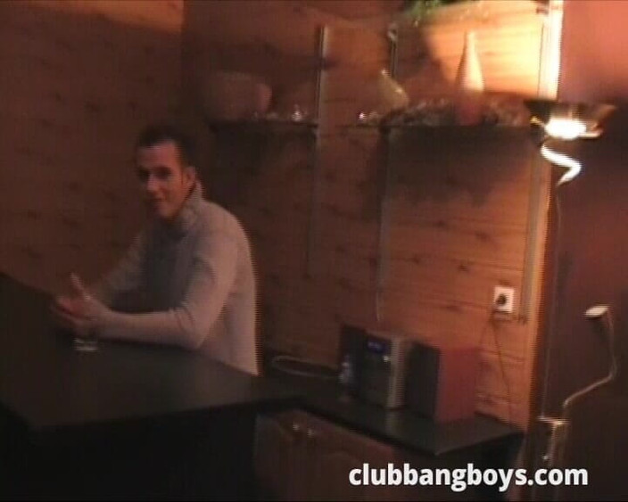 Club Bang Boys: Muie nebună în cârciumă