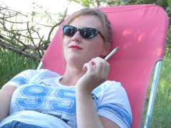 The Appalachian American Princess: Hai să fumăm și să ne masturbăm împreună!