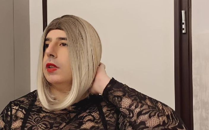 Athena Apollonia: Soție de negri