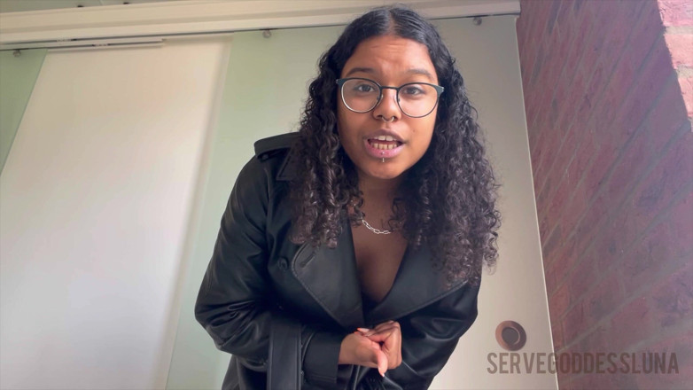 Goddess Luna Law: Nylon Ass JOI