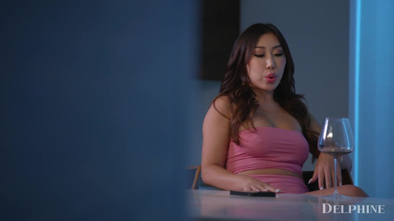 Delphine Films: Nicole Doshi Desatada: pequeñas cosas perfectas (episodio 3)