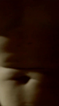 Priscilla Salerno, una madura cachonda con dos tetas provocativas y cabello castaño follada por el coño y quiere su boca ocupada