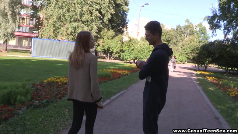 Casual Teen Sex: Przypadkowy seks ze wspaniałą nastolatką