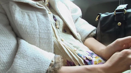 Asian Mature Climax: Une bombasse orientale sexy à l'interview