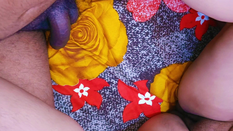 Catchybusty: Compilazione della supermodella di area