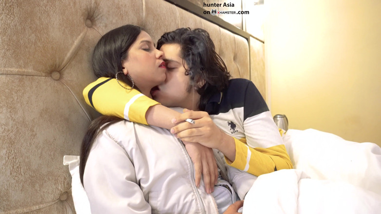hunter Asia: Bringing Stranger Girl to My Bedroom and Fucked Her Pussy