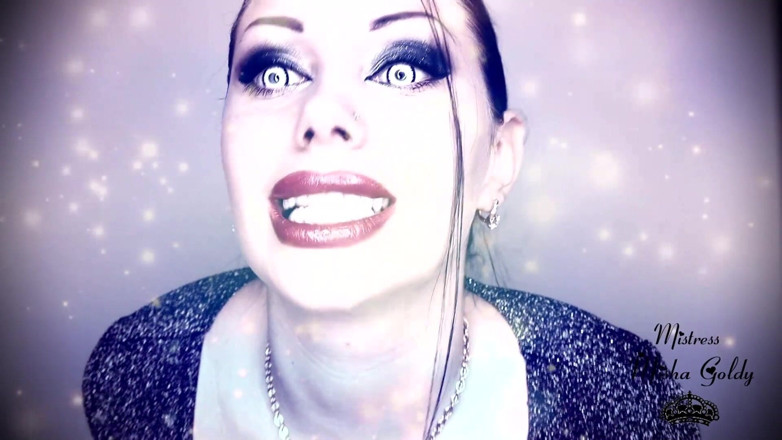 Goddess Misha Goldy: Мій тупий кліп junky