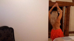 Selena701: Seleniny taneční pózování a sexuální hry