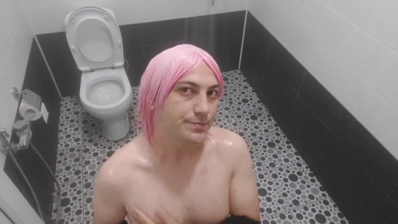 Kitty_Cross: Lovelish Whispers escova minha pele