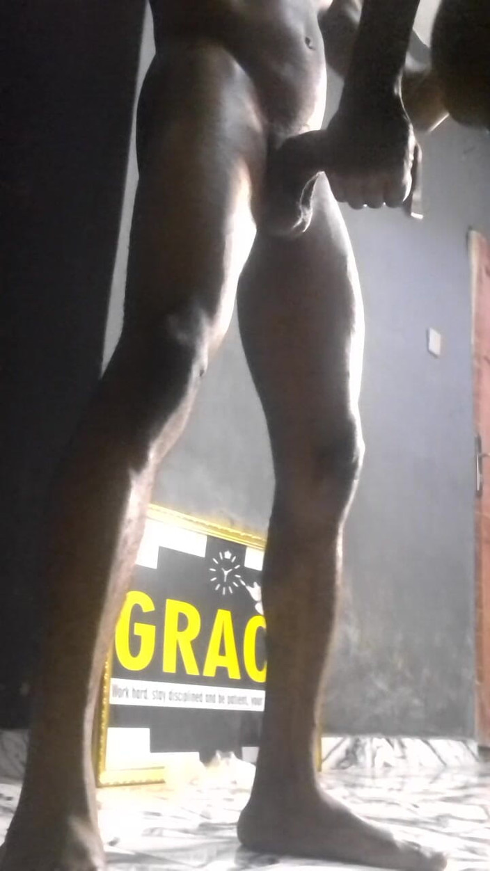 That's_black: O garoto menos caseiro não tem escolha