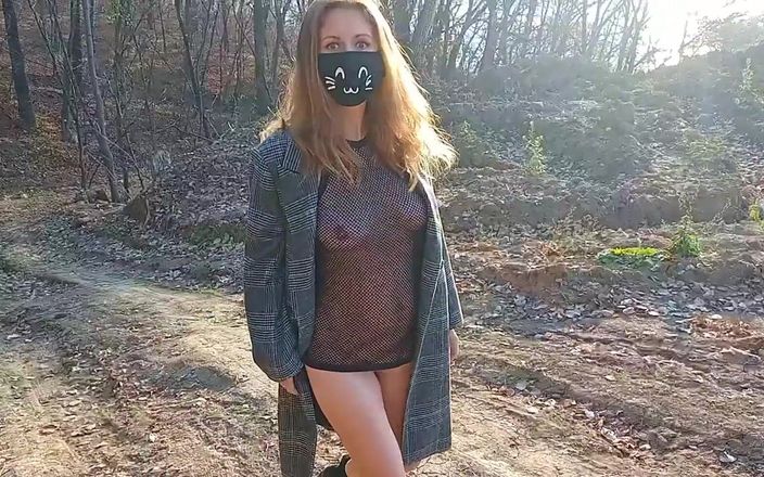 Julia Meow: Amateur Teen Walking Outdoor Barely Naked