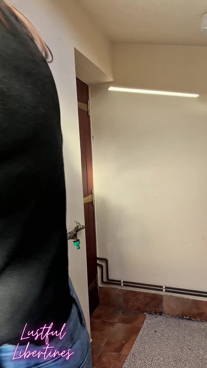 Lustful Libertines: Locked Out of the Bathroom - Jeans Wetting