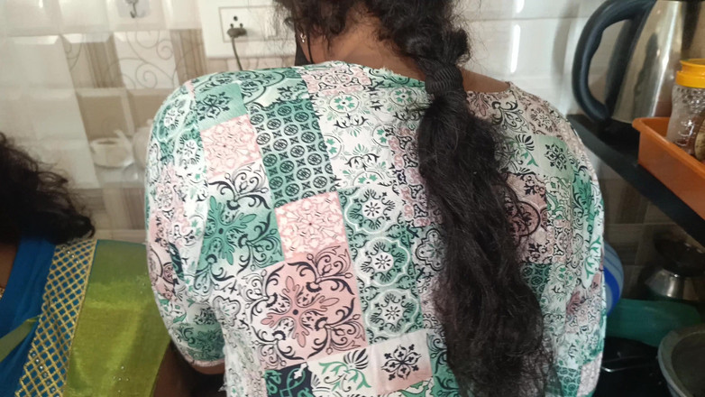 Pushpa studio: 남인도 바람피는 주부