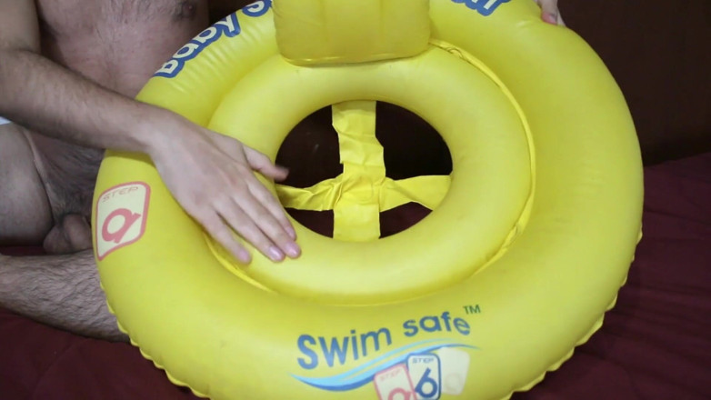 Inflatable Lovers: O carro amarelo