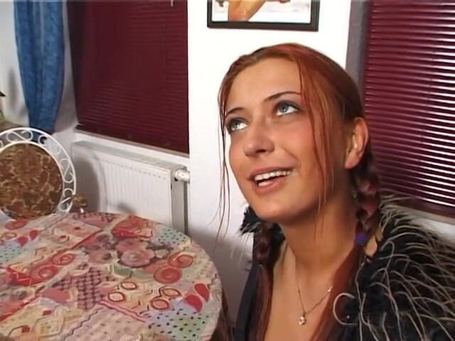 POV Orgasms: Niesamowita ruda dmuchanie kutasa