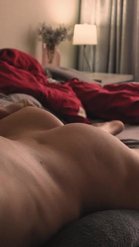 Delikatna Rozmowa Głębokie Oddychanie I Głośne Jęki Krok Tatusia Potrząsanie Człowiek Tyłek Humping Poduszka Orgazm POV