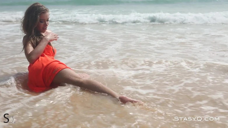 StasyQ: Allaq Video Release Stasyq