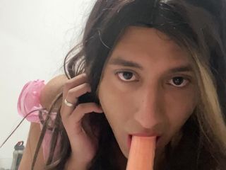 Natalia Valera: Natalia steckt ein kondom ohne hände und blowjob!