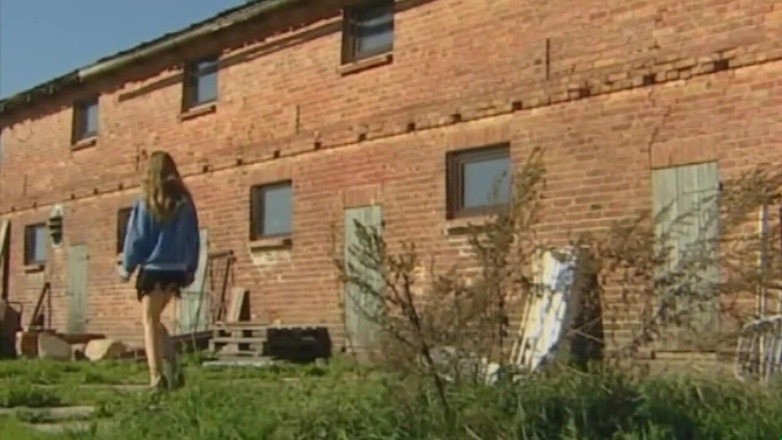 Absolute BDSM films - The original: Poesje likken poesje pomp vernederend