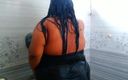 Aria Mia: 인도 무슬림 거유와 큰 엉덩이 섹시 35살 아줌마 이웃
