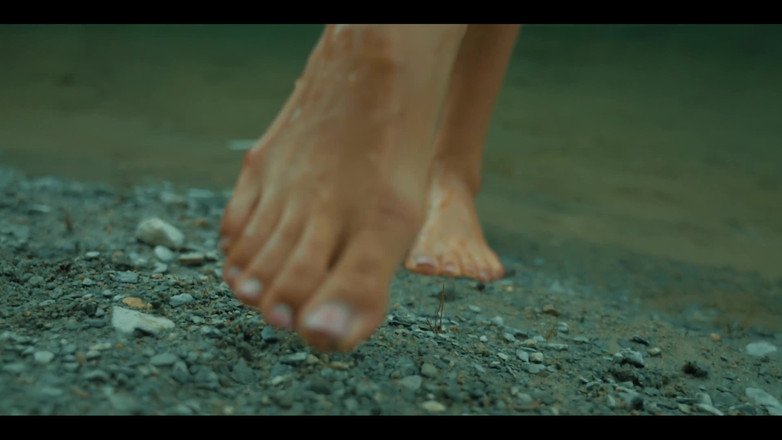 DaringKiara: Check Out My Cute Tanned Feet
