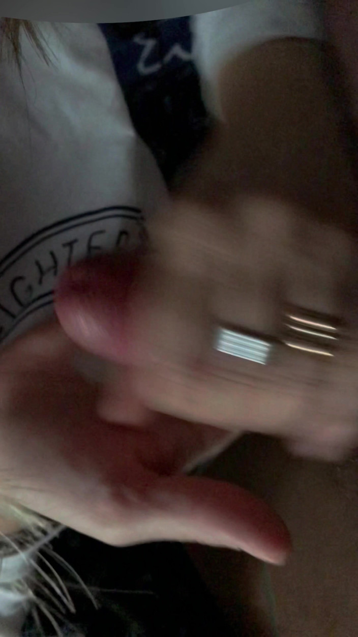 Lucky70: My Wife Gives Me a Slow Blowjob with a Mega...