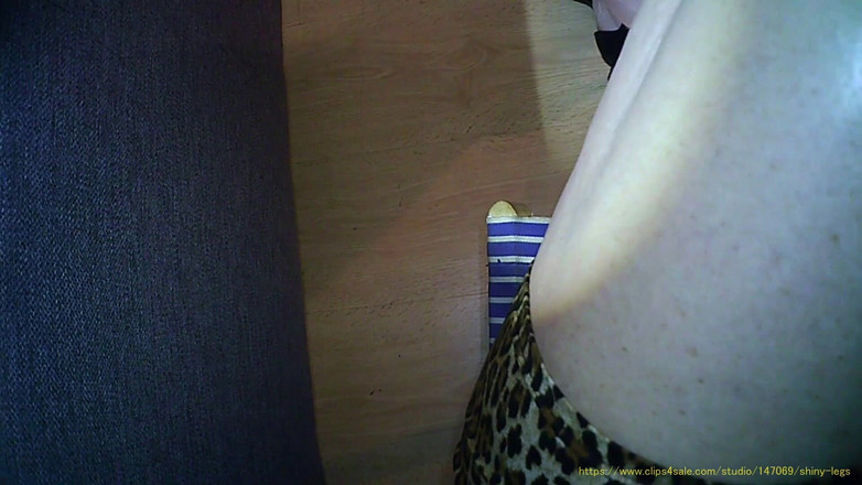 MisS Angel: 내 다리에 젖어 P3