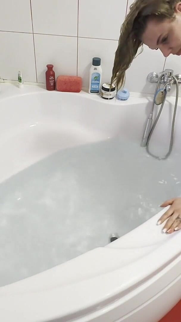 Sexy_Emeli: Breath Holding Underwater and Hair Wash