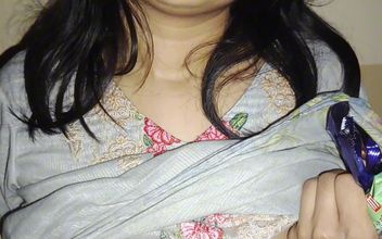 After Giving Things to My Younger Sister-in-law I Saw Everything – Full Dirty Things