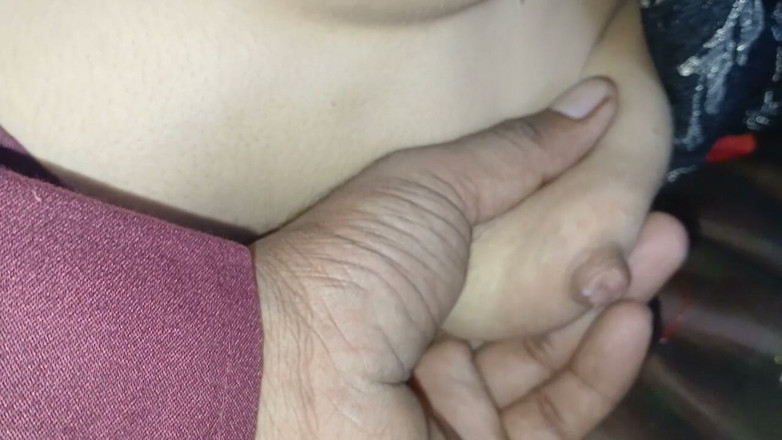 seema: Notte condivide il latte