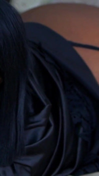 Why men go crazy with ebony