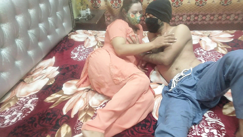 Pakistani CoupleX: Seks saudara tiri desi India