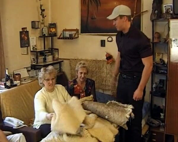 BB Video - Old School: Orgia all'aperto con nonna tedesca sesso amatoriale e anale